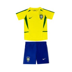 חליפת עבר ילדים ברזיל בית 2002