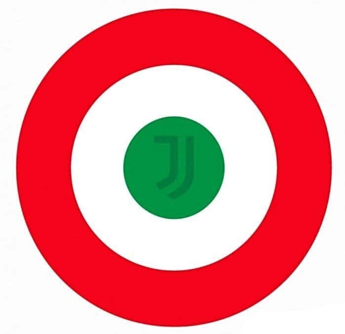 זוכת הגביע האיטלקי - חליפת ילדים ארוכה יובנטוס בית 24/25